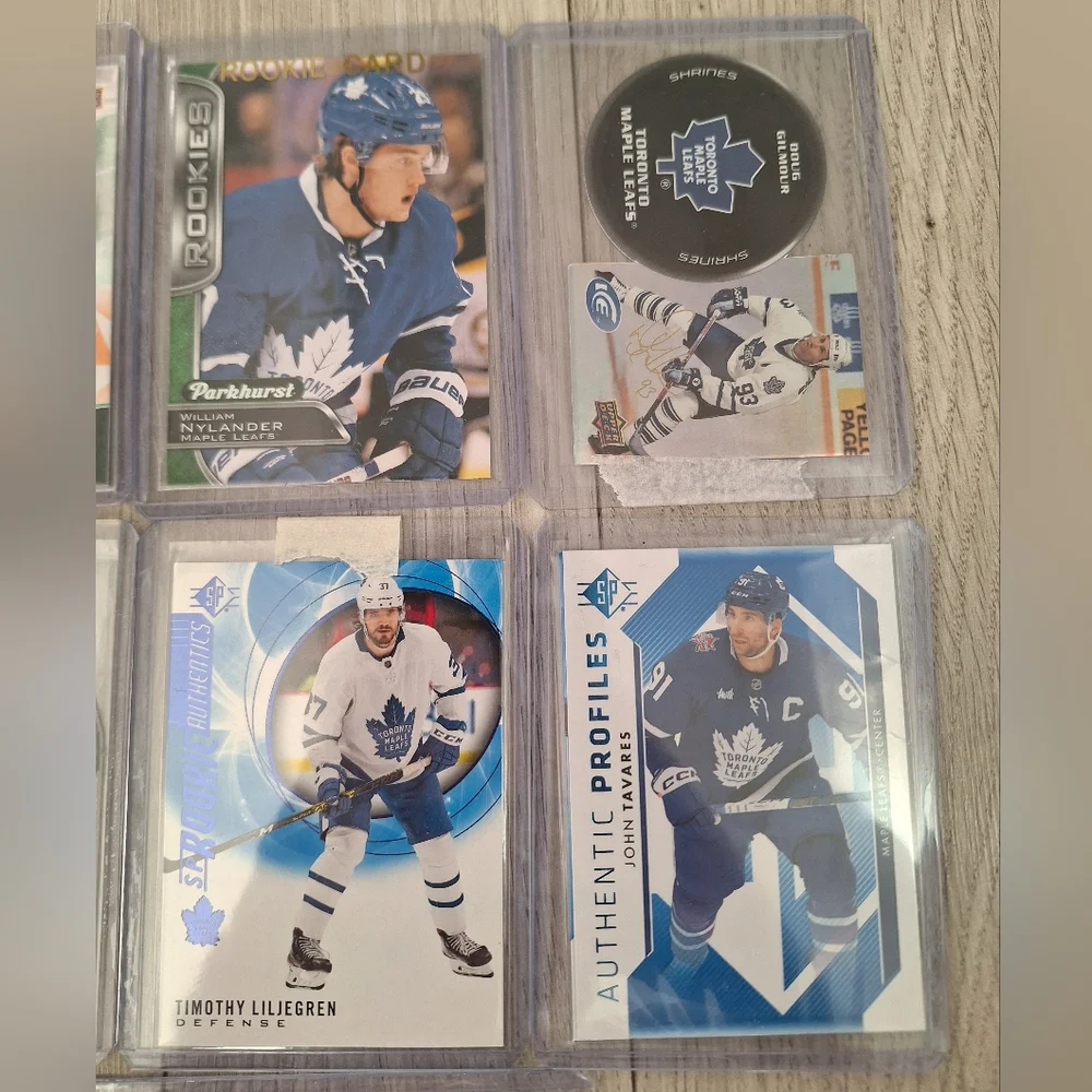(SAVE 30% WHEN BUNDLE 2 OR MORE ITEMS) 7 Premium Maple Leaf Cards - Picture 3 of 4